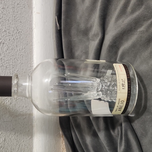 Milagros Tequila Select Barrel Limited Edition Handblown Tequila Bottle EMPTY! - Picture 2 of 5